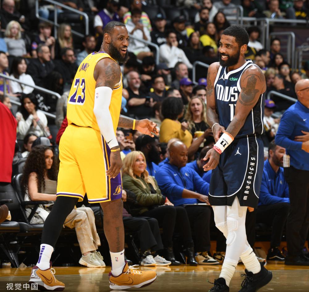 以及他在东 以及他在东