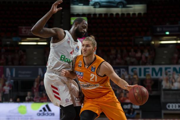 这一举动引 这一举动引